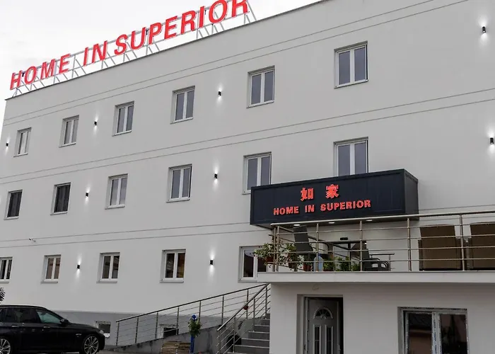 In Superior如家 Surčin